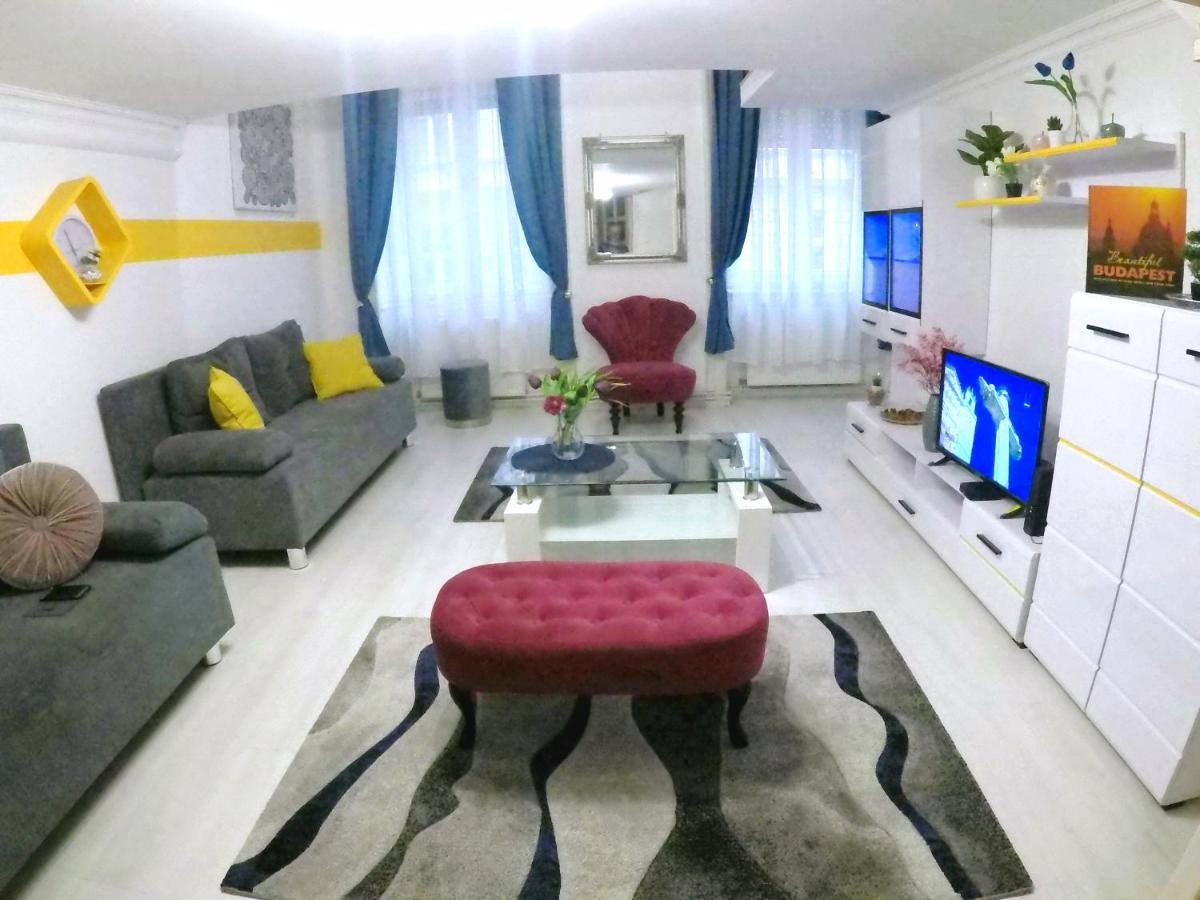 Mariann'S Modern Apartment In The City Center Budapesta Exterior foto